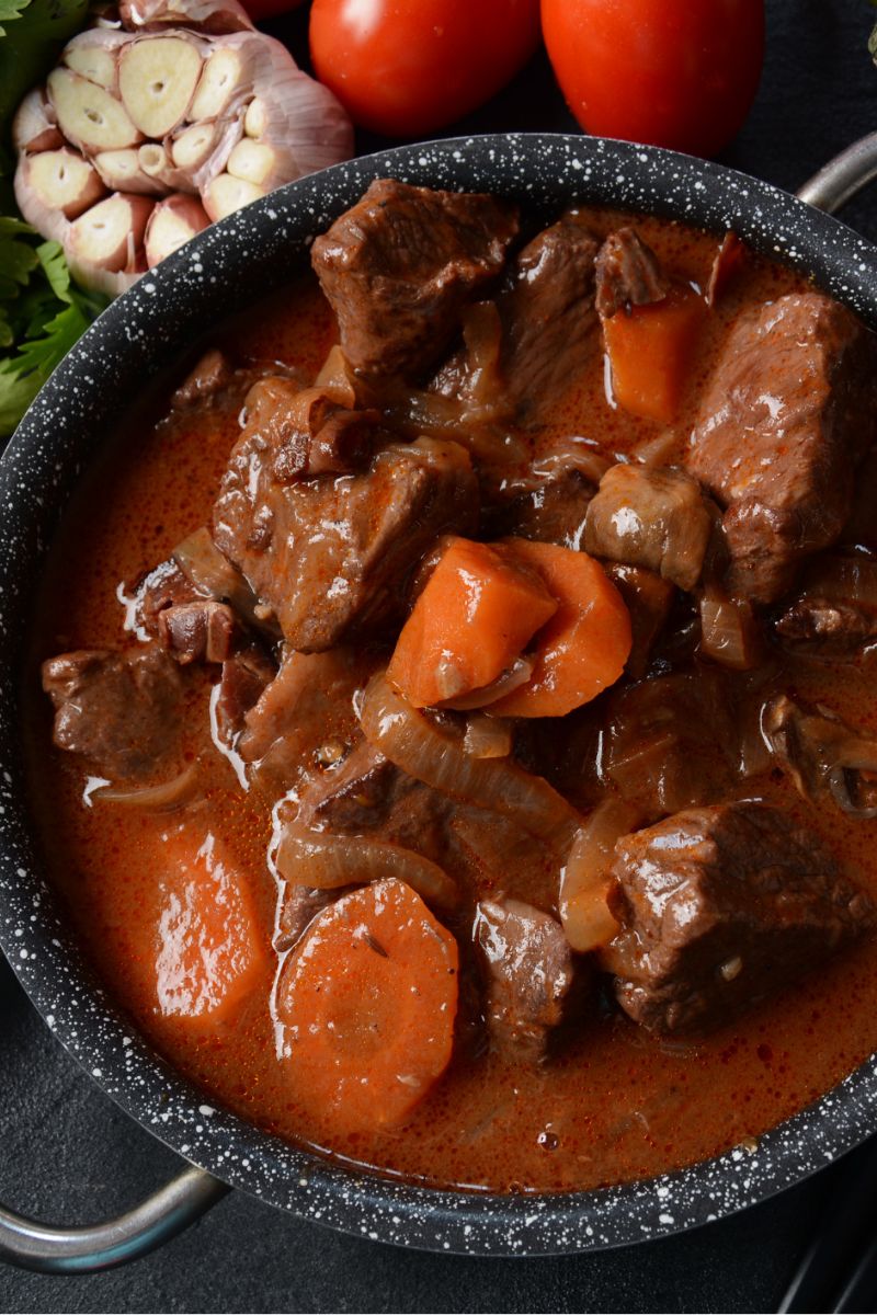 LE BŒUF BOURGUIGNON
